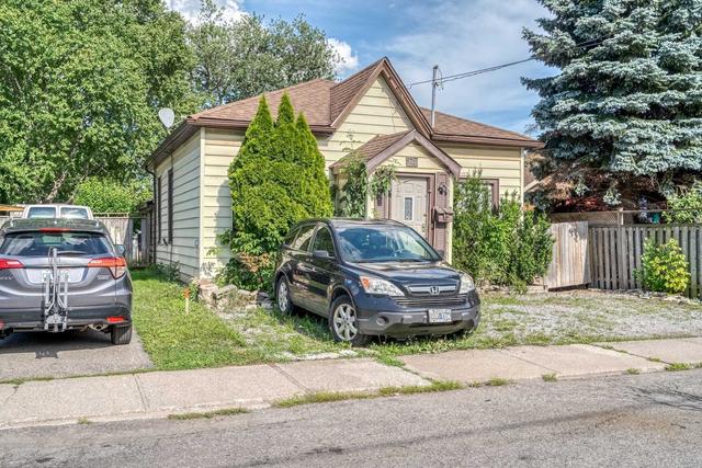 4774 Saint Clair Ave, House detached with 3 bedrooms, 2 bathrooms and 3 parking in Niagara Falls ON | Image 35