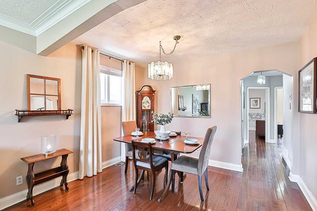 37 Guild Hall Dr, House detached with 3 bedrooms, 2 bathrooms and 4 parking in Toronto ON | Image 27