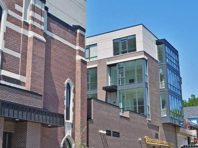 th 1 - 2000 Queen St E, Townhouse with 3 bedrooms, 4 bathrooms and 1 parking in Toronto ON | Image 2