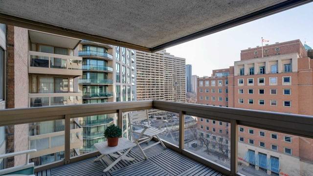 1306 - 278 Bloor St E, Condo with 2 bedrooms, 2 bathrooms and 1 parking in Toronto ON | Image 7