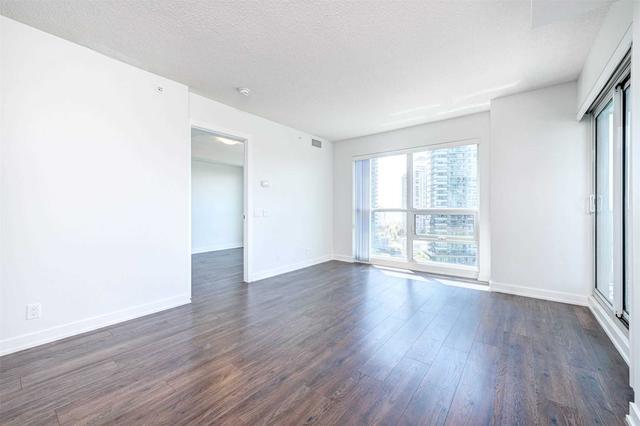 1302 - 2220 Lake Shore Blvd W, Condo with 2 bedrooms, 2 bathrooms and 1 parking in Toronto ON | Image 4