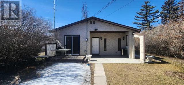 1916 Home Road Nw, House detached with 4 bedrooms, 2 bathrooms and 4 parking in Calgary AB | Image 3