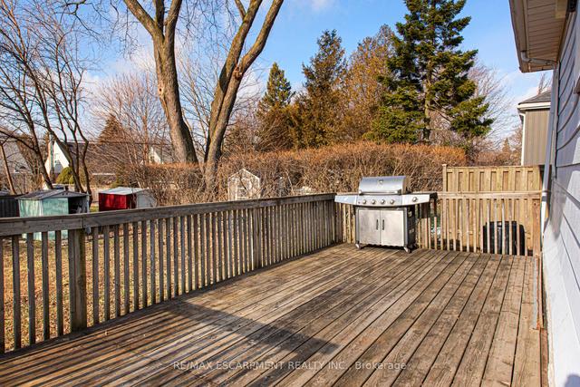 92 Sandown Ave, House detached with 3 bedrooms, 2 bathrooms and 3 parking in Toronto ON | Image 18