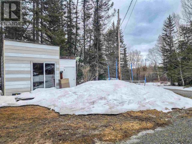 935 Goodfish Rd, House detached with 2 bedrooms, 1 bathrooms and null parking in Kirkland Lake ON | Image 28