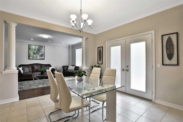 35 Keystone Cres, House detached with 4 bedrooms, 4 bathrooms and 2 parking in Hamilton ON | Image 8