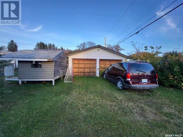 205 Oak Street, House detached with 3 bedrooms, 2 bathrooms and null parking in Porcupine Plain SK | Image 36