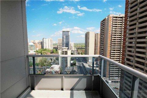 1703 - 500 Sherbourne St, Condo with 2 bedrooms, 2 bathrooms and 1 parking in Toronto ON | Image 14