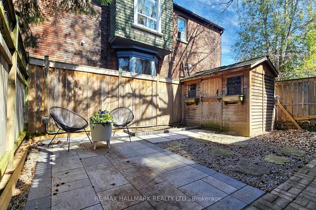 138 Hepbourne St, House semidetached with 3 bedrooms, 4 bathrooms and 0 parking in Toronto ON | Image 33