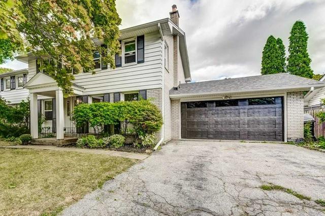 201 Wincott Dr, House detached with 4 bedrooms, 3 bathrooms and 6 parking in Toronto ON | Image 23