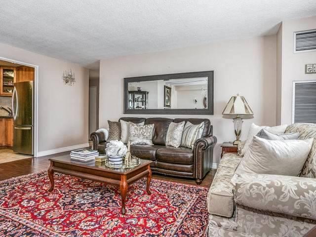 907 - 50 Inverlochy Blvd, Condo with 2 bedrooms, 2 bathrooms and 1 parking in Markham ON | Image 2