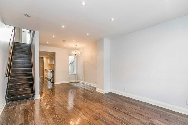 257 Claremont St, House attached with 2 bedrooms, 2 bathrooms and 0 parking in Toronto ON | Image 36
