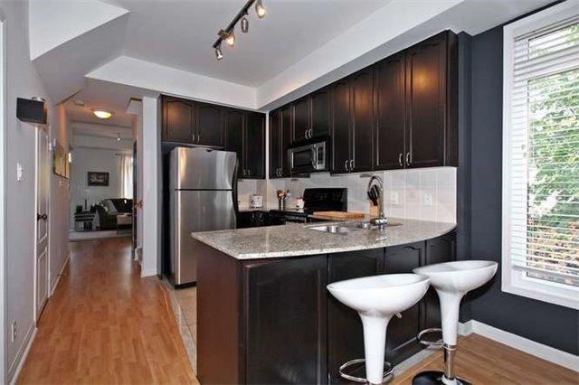 th 2 - 98 Carr St, Townhouse with 2 bedrooms, 2 bathrooms and 1 parking in Toronto ON | Image 9