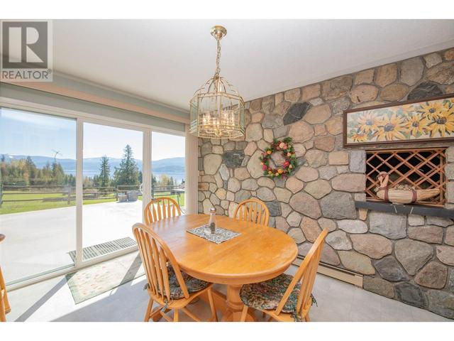 6197 Line 17 Road, House detached with 3 bedrooms, 2 bathrooms and 20 parking in Columbia Shuswap F BC | Image 14