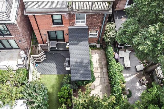 426 Montrose Ave, House semidetached with 3 bedrooms, 3 bathrooms and 0 parking in Toronto ON | Image 24