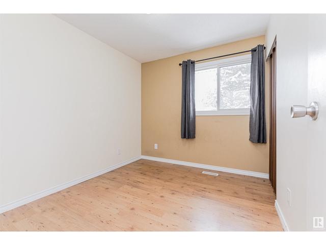 15203 54 St Nw, House attached with 3 bedrooms, 1 bathrooms and null parking in Edmonton AB | Image 28