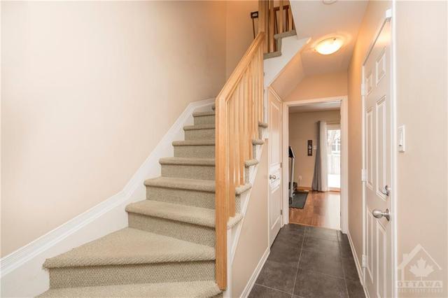 308 Mosaic Private, Townhouse with 3 bedrooms, 3 bathrooms and 2 parking in Ottawa ON | Image 10