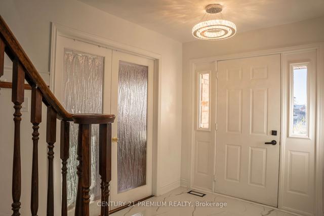 106 Ashbury Crt, House detached with 3 bedrooms, 4 bathrooms and 8 parking in London ON | Image 3