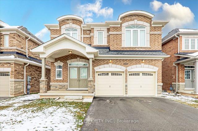 1223 Plato Dr, House detached with 4 bedrooms, 3 bathrooms and 4 parking in Fort Erie ON | Image 1