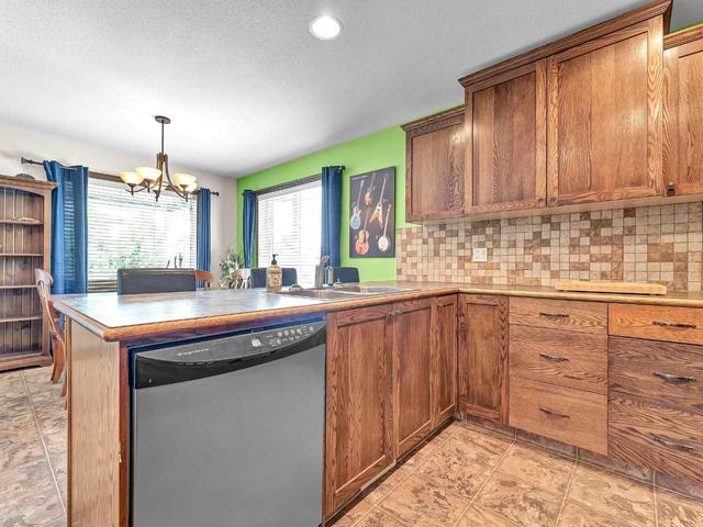 74 Terrace Court Ne, House detached with 4 bedrooms, 3 bathrooms and 3 parking in Medicine Hat AB | Image 9