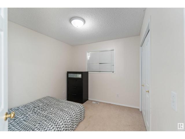 9815 180a Av Nw, House detached with 4 bedrooms, 2 bathrooms and null parking in Edmonton AB | Image 23