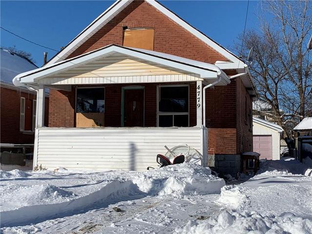 4779 Fourth Avenue, House detached with 4 bedrooms, 0 bathrooms and null parking in Niagara Falls ON | Image 1
