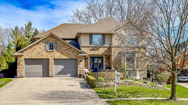 1100 Crofton Way, House detached with 4 bedrooms, 5 bathrooms and 6 parking in Burlington ON | Image 1