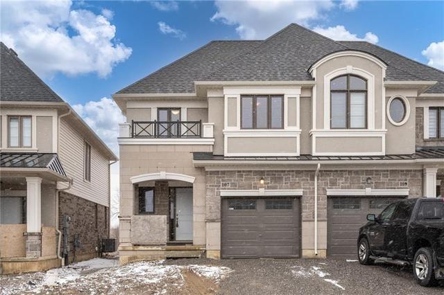 107 Aquasanta Crescent, House semidetached with 4 bedrooms, 2 bathrooms and 1 parking in Hamilton ON | Image 2