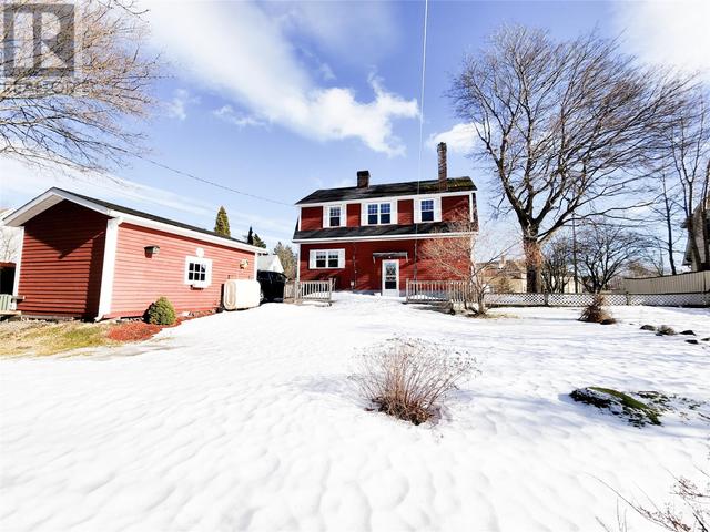 32 Carmelite Road, House detached with 4 bedrooms, 2 bathrooms and null parking in Grand Falls-Windsor NL | Image 5