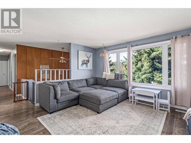 1995 Hollywood Road, House detached with 5 bedrooms, 2 bathrooms and 4 parking in Kelowna BC | Image 29