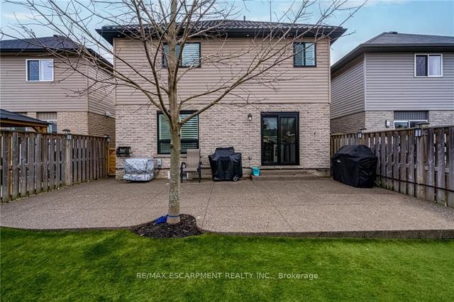 70 Stoneglen Way, House detached with 3 bedrooms, 4 bathrooms and 6 parking in Hamilton ON | Image 33