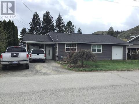 889 Elder Road, House detached with 3 bedrooms, 3 bathrooms and null parking in Kamloops BC | Card Image