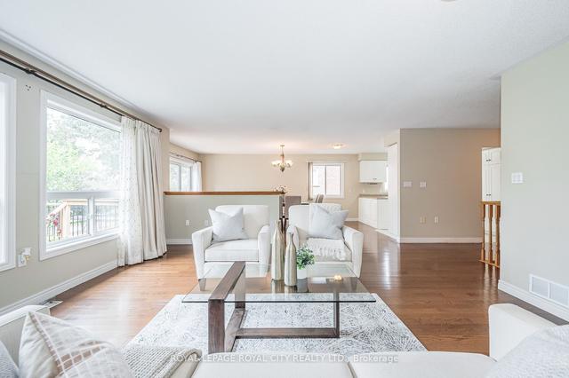 24 Beechlawn Blvd, Home with 2 bedrooms, 3 bathrooms and 3 parking in Guelph ON | Image 40