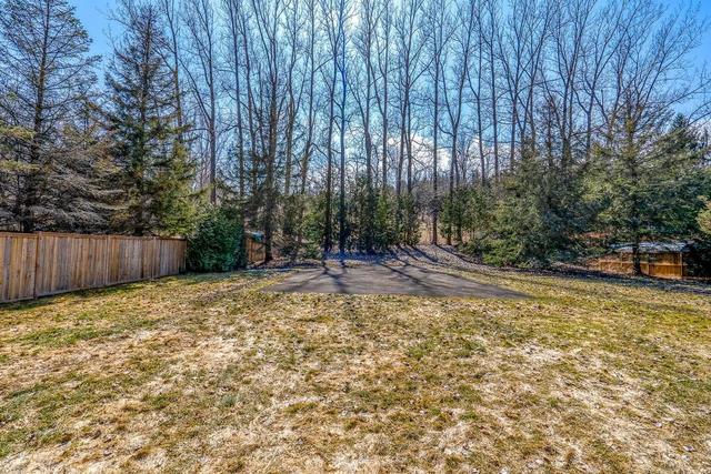 22 Holmes Dr, House detached with 3 bedrooms, 2 bathrooms and 8 parking in Caledon ON | Image 18