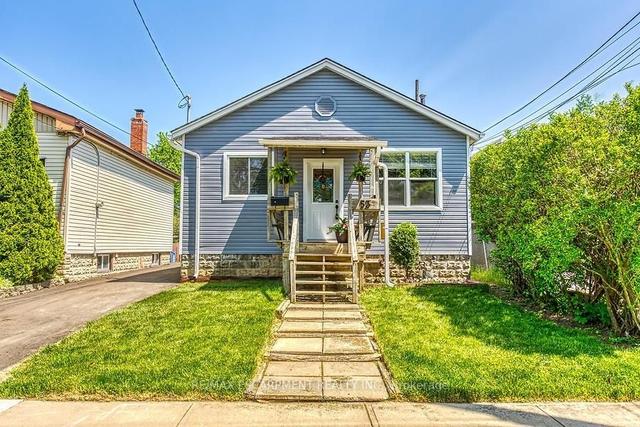 53 East 33rd St, House detached with 2 bedrooms, 1 bathrooms and 2 parking in Hamilton ON | Image 12