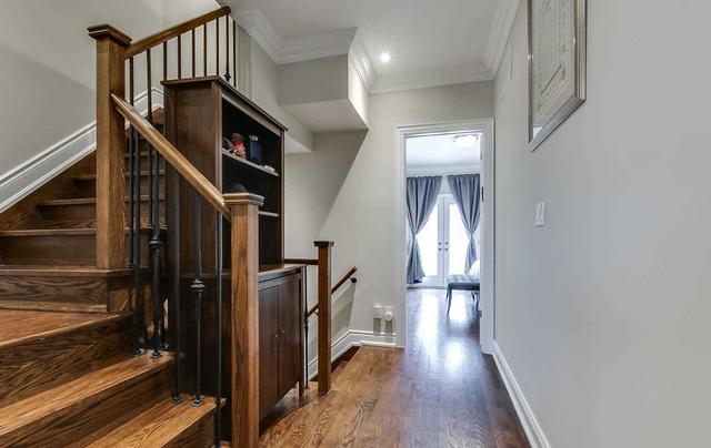 21 Stadacona Dr, House attached with 4 bedrooms, 4 bathrooms and 1 parking in Toronto ON | Image 17