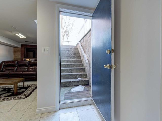 3 Mast Dr, House detached with 4 bedrooms, 4 bathrooms and 6 parking in Brampton ON | Image 28