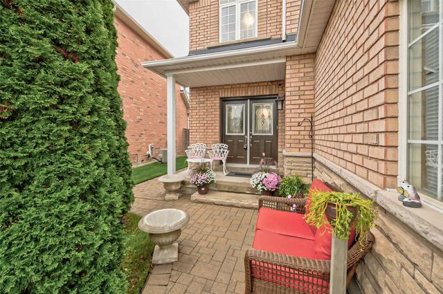 1175 Mitchell Crt, House detached with 4 bedrooms, 4 bathrooms and 6 parking in Innisfil ON | Image 12