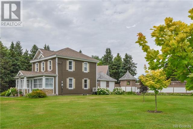 1575 Rivière à La Truite Road, House detached with 3 bedrooms, 2 bathrooms and null parking in Tracadie NB | Image 5