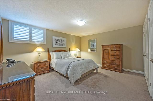 46 - 620 Thistlewood Dr, Townhouse with 3 bedrooms, 3 bathrooms and 4 parking in London ON | Image 26