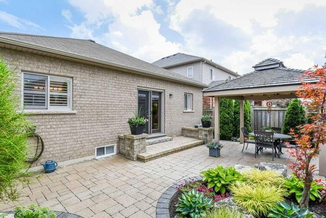 80 Deerborn Dr, House detached with 2 bedrooms, 2 bathrooms and 3 parking in Hamilton ON | Image 35