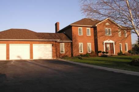 7 Brownlee Dr, House detached with 4 bedrooms, 3 bathrooms and 10 parking in Bradford West Gwillimbury ON | Image 2