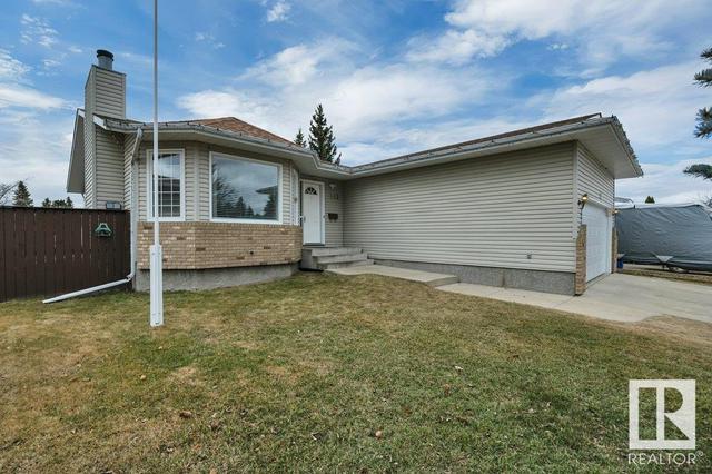 112 Northwood Cr, House detached with 5 bedrooms, 3 bathrooms and null parking in Wetaskiwin AB | Image 1