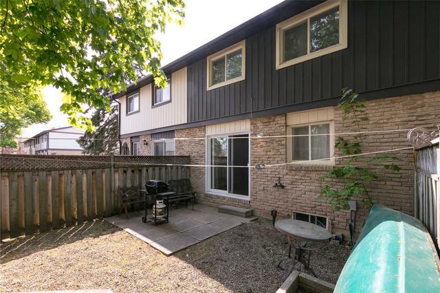 10 - 93 Hansen Rd N, Townhouse with 3 bedrooms, 3 bathrooms and 2 parking in Brampton ON | Image 16