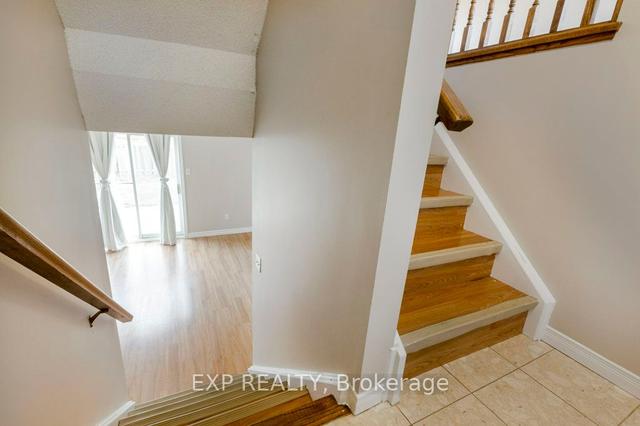 219 Baker St E, House attached with 3 bedrooms, 2 bathrooms and 2 parking in Waterloo ON | Image 17