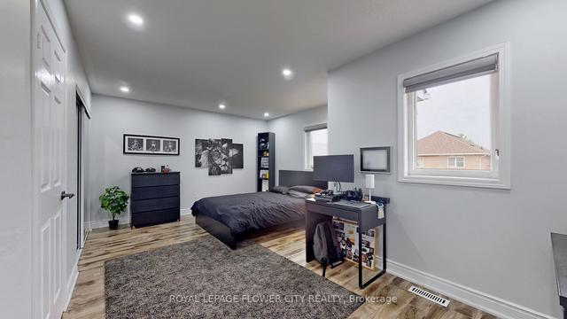60 Culture Cres, House attached with 3 bedrooms, 3 bathrooms and 3 parking in Brampton ON | Image 17