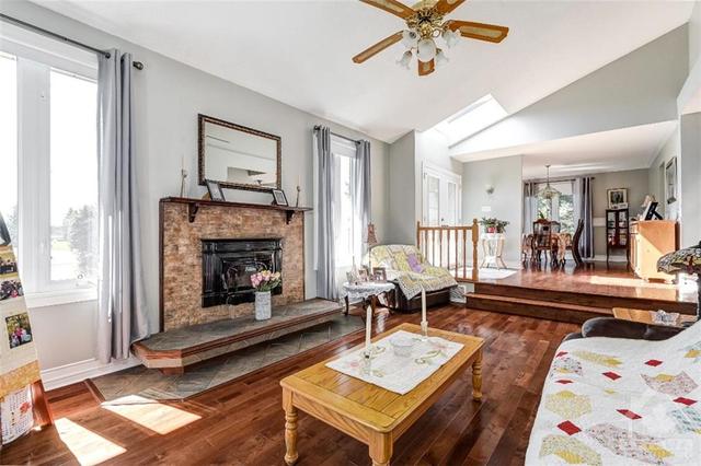 101 Carterfarm Crescent, House detached with 4 bedrooms, 3 bathrooms and 10 parking in Ottawa ON | Image 6