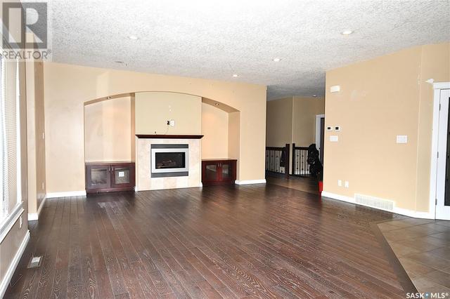 41 Guy Drive, House detached with 4 bedrooms, 3 bathrooms and null parking in Prince Albert SK | Image 5