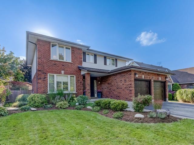 605 Sandringham Dr, House detached with 4 bedrooms, 4 bathrooms and 3 parking in Waterloo ON | Image 12