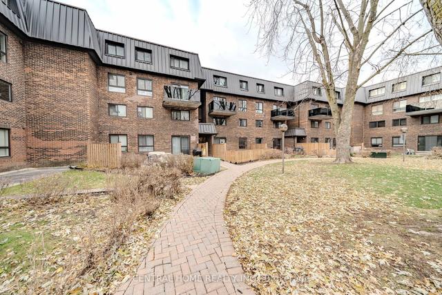 36 - 43 Taunton Rd E, Townhouse with 3 bedrooms, 3 bathrooms and 1 parking in Oshawa ON | Image 17