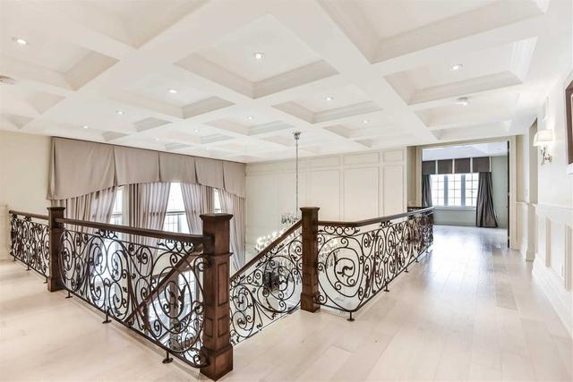 16 Rinas Ave, House detached with 5 bedrooms, 7 bathrooms and 10 parking in Markham ON | Image 9